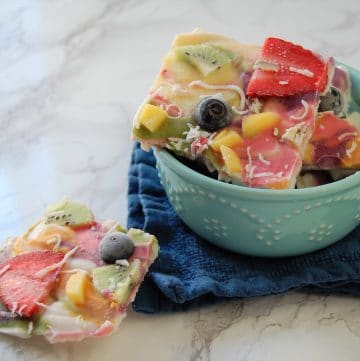 Rainbow Frozen Yogurt Bark | Healthy Recipe | Recipes | Rainbow Food | Frozen Yogurt Bark | Nutrition | Dietitian | Fruits | Vegetables | Fun Food | Cooking with Kids | Healthy Snack | Healthy Treat