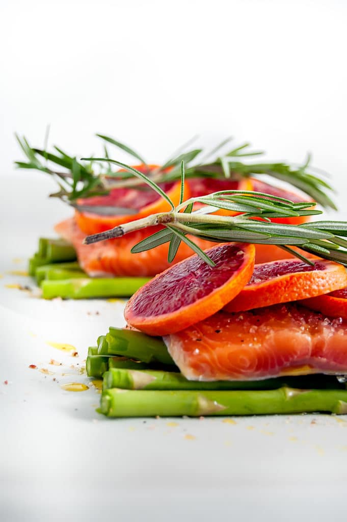 Blood Orange Rosemary Salmon en Papillote is a simple, yet sophisticated salmon dinner for two, perfect for a romantic date night in or Valentine's Day. 