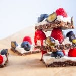 A delicious, no-bake fruit pizza recipe that's made with simple, fresh ingredients. It's a perfect summer dessert that's easy to make, too!