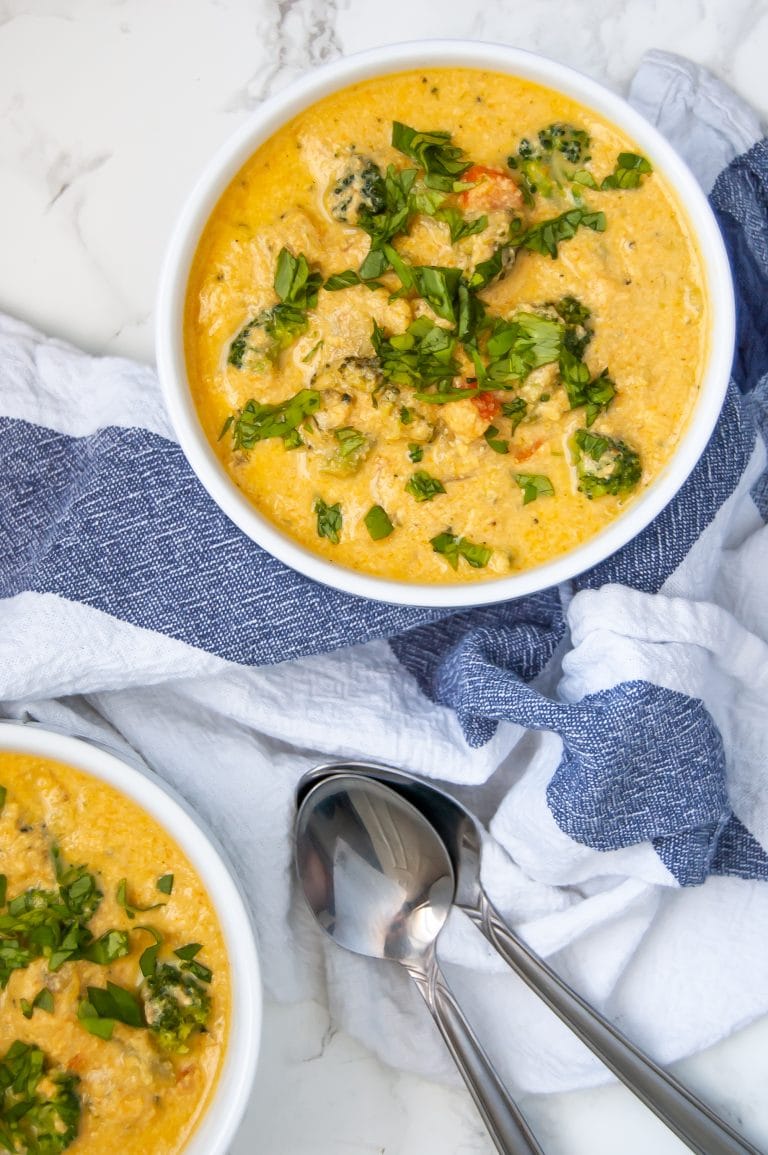 Vegan Broccoli Cheese Soup