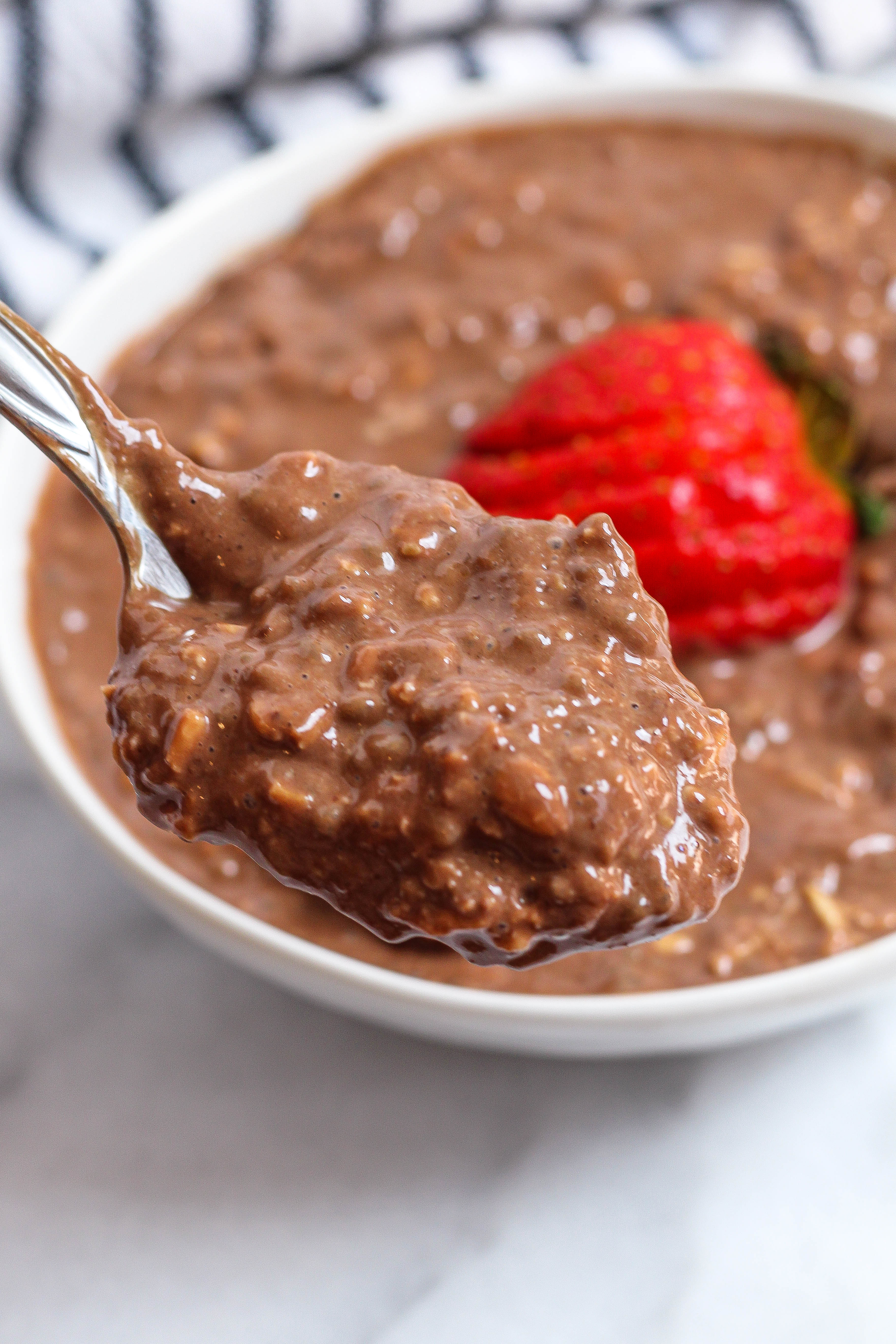 A Spoonful of Richly Chocolate Overnight Oats with Protein Powder