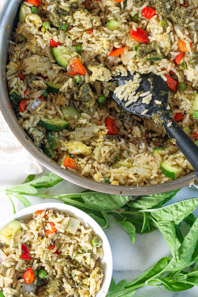 pesto fried rice with basil