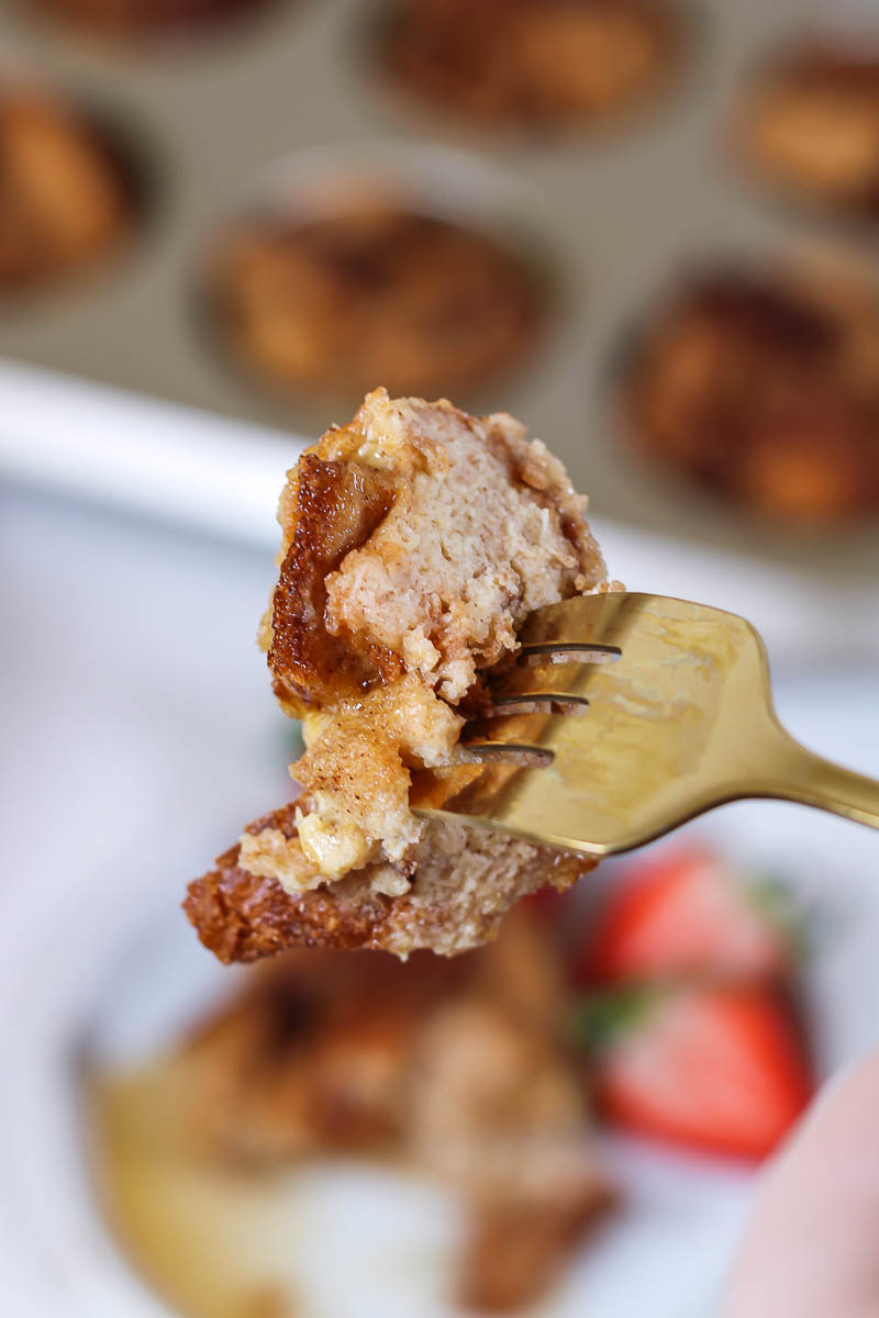 a forkful of french toast muffins