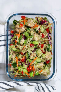 edamame quinoa salad in a meal prep container