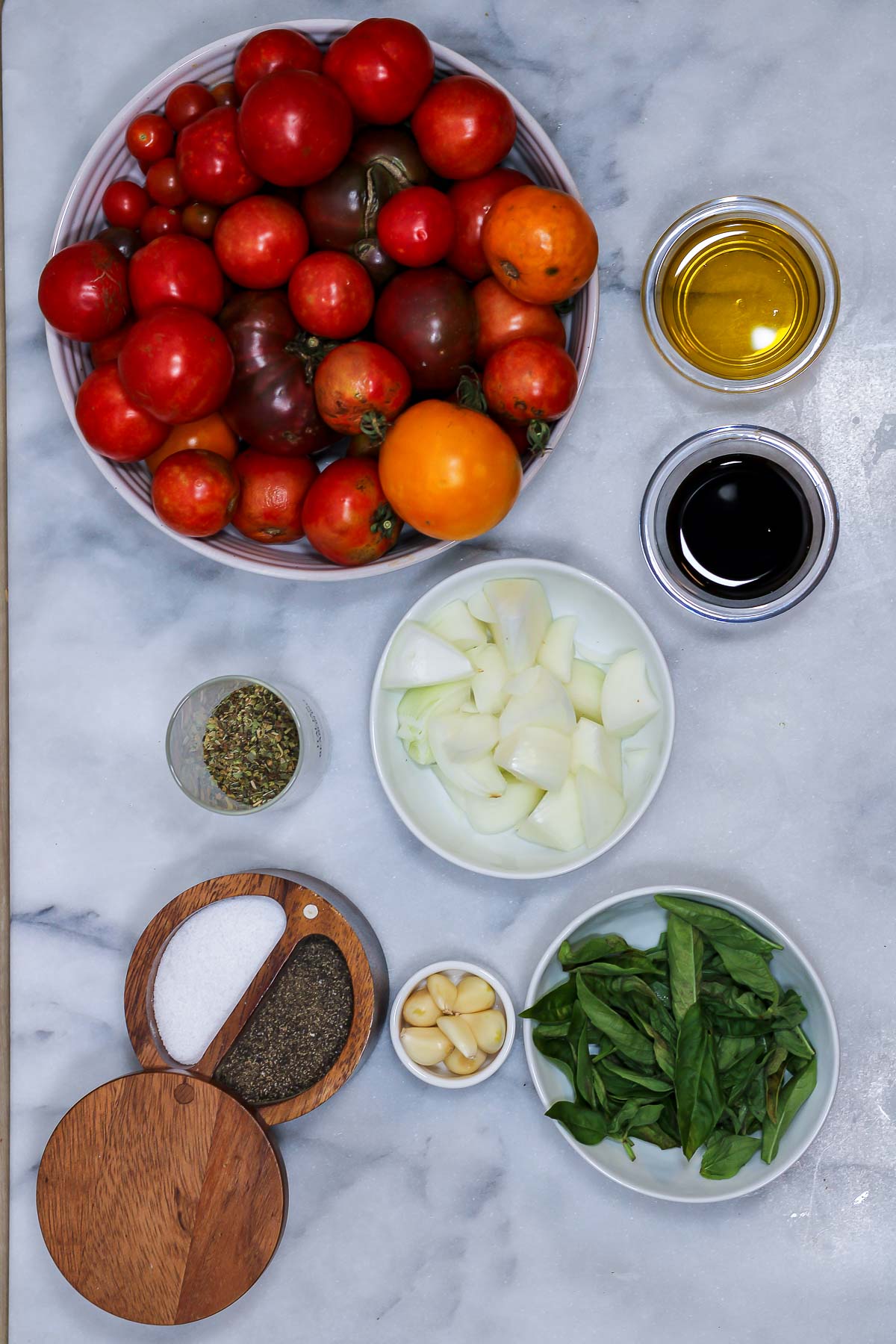 ingredients to make roasted tomato pasta sauce