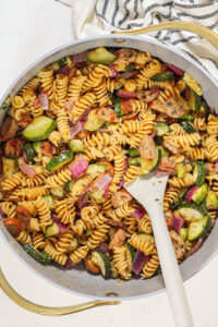 zucchini pasta salad in a caraway pot