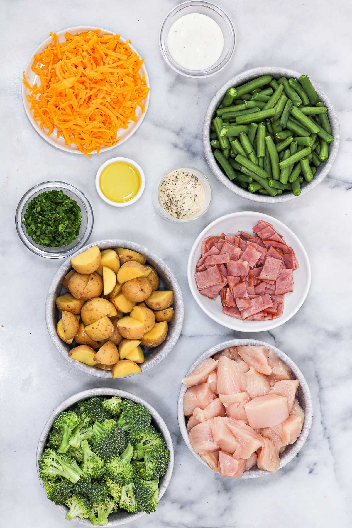 ingredients to make a chicken bacon ranch bowl