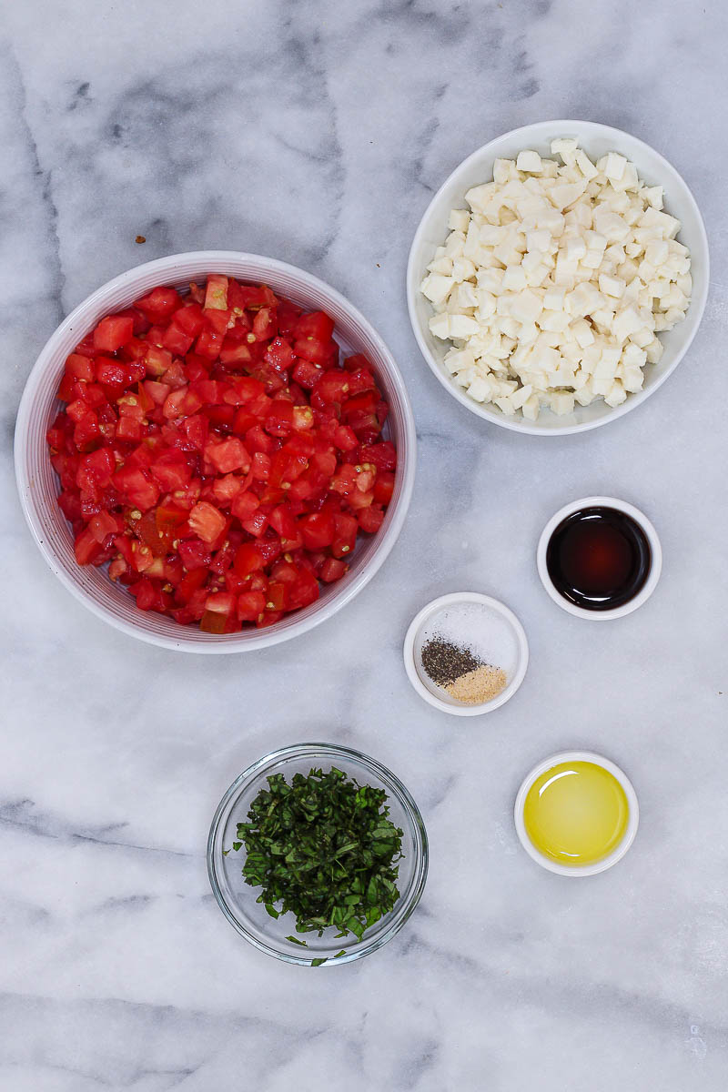 caprese salad dip ingredients