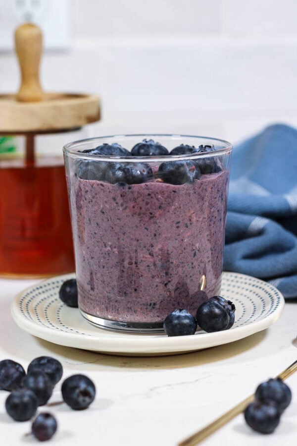 High Protein Blueberry Overnight Oats | Nutrition to Fit