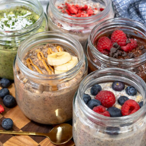 5 different flavors of high protein overnight oats