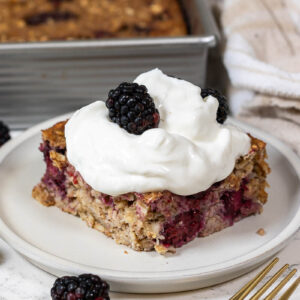 Blackberry Baked Oatmeal with Greek Yogurt on top