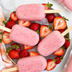 strawberry yogurt popsicles