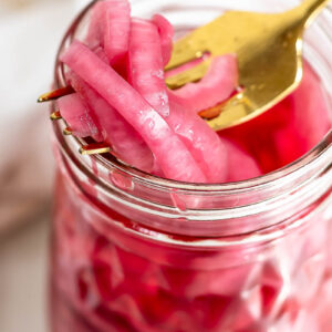 quick pickled onions